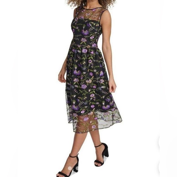 NWT Kensie Embroidered Mesh Cocktail Dress Size 4 - Picture 1 of 16